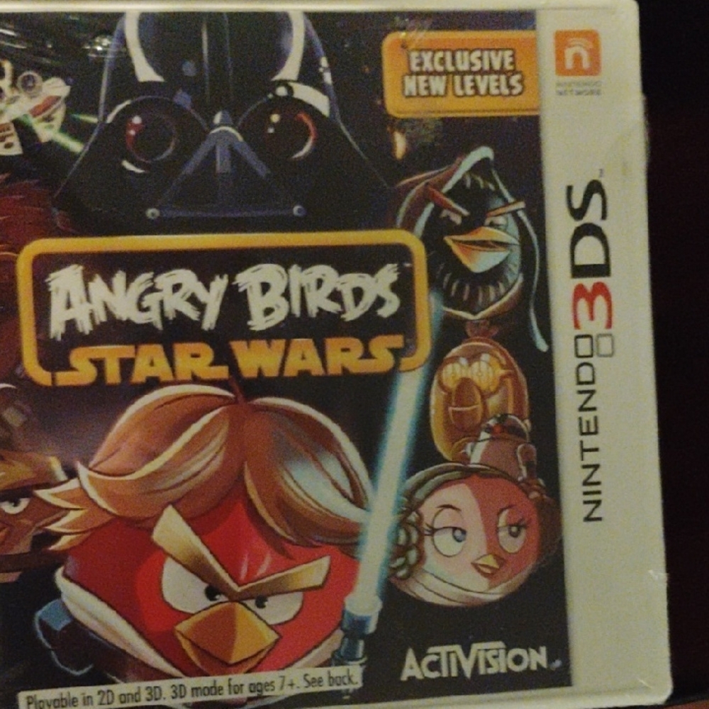 Nintendo 3DS Angry Birds Star Wars Game - Black and Red